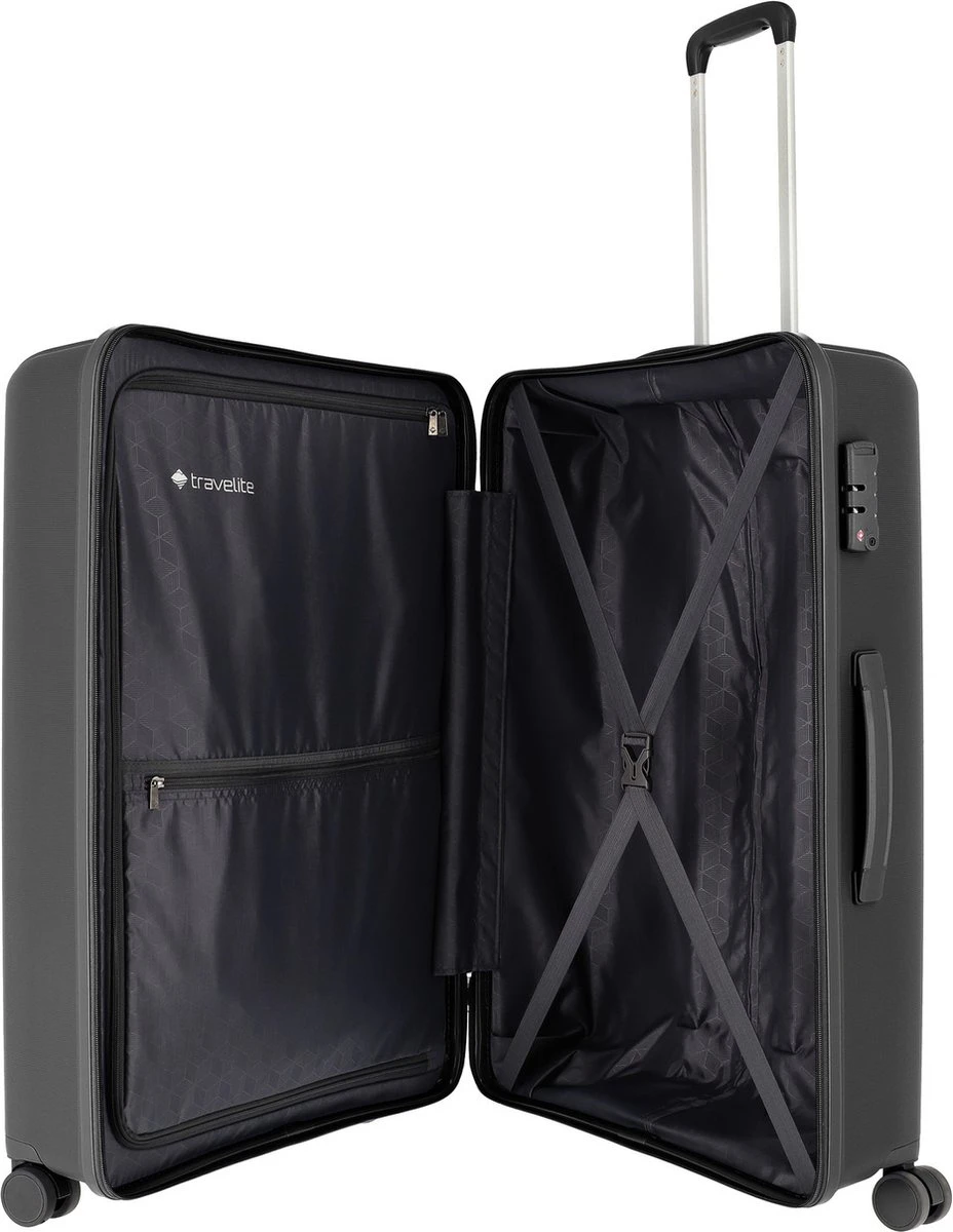 Travelite Vaka spinner koffer 75 cm black Travelite Vaka Spinner Koffer 75 Cm Black -Travelite Reistassen