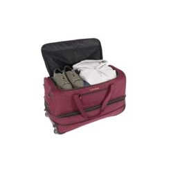 Travelite Basics Wheeled Duffle 70 Expandable Dark Red -Travelite Reistassen image 568