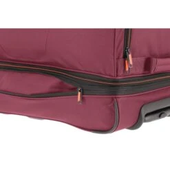Travelite Basics Wheeled Duffle 70 Expandable Dark Red -Travelite Reistassen image 569