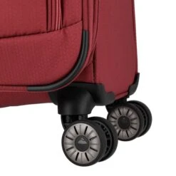 Travelite Skaii 4 Wheel Trolley M Expandable Red 9 Travelite Skaii 4 Wheel Trolley M Expandable Red -Travelite Reistassen image 806